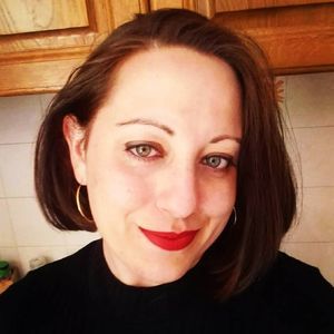 Meet your Posher, Carla